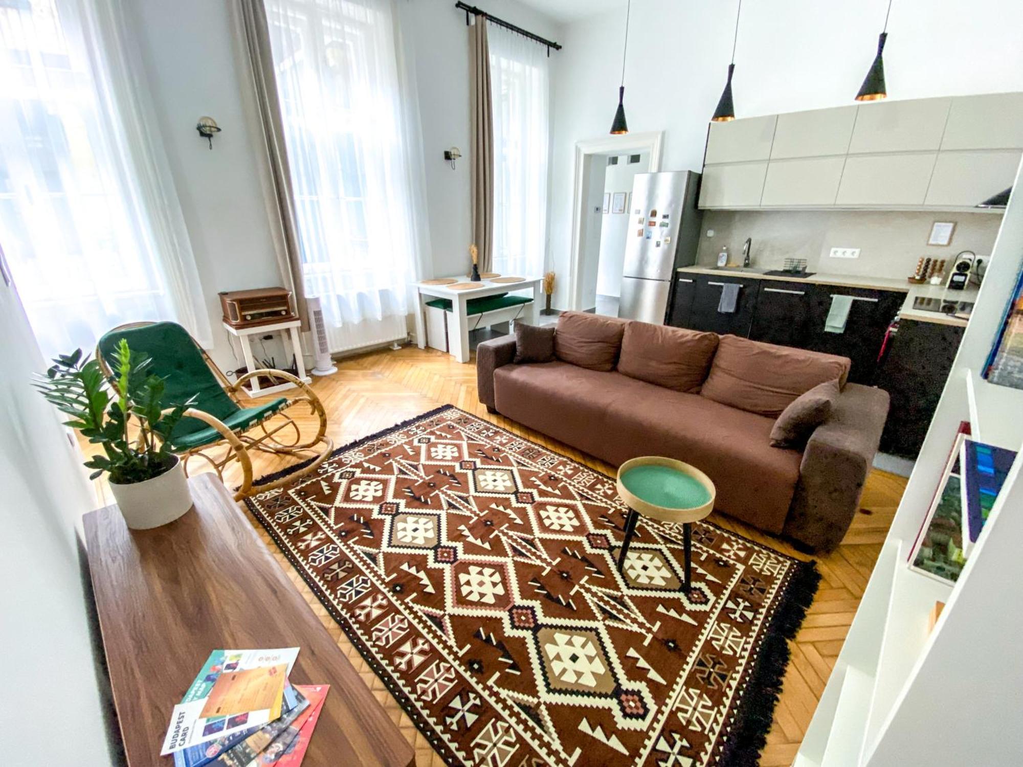 Cosy Flat In The City Center Apartment Будапеща Екстериор снимка